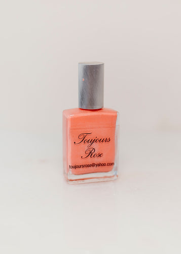 L'amour Toujours Rose™ Nail polish